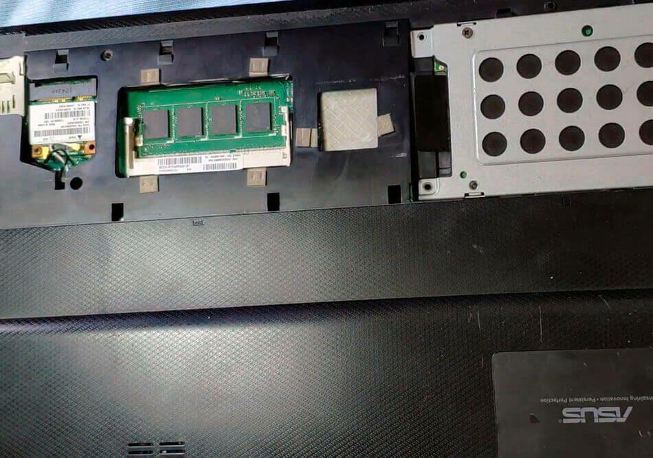 фото Замена оперативной памяти на ноутбуке Asus